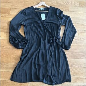 Black silky wrap dress. Size M. Brand new